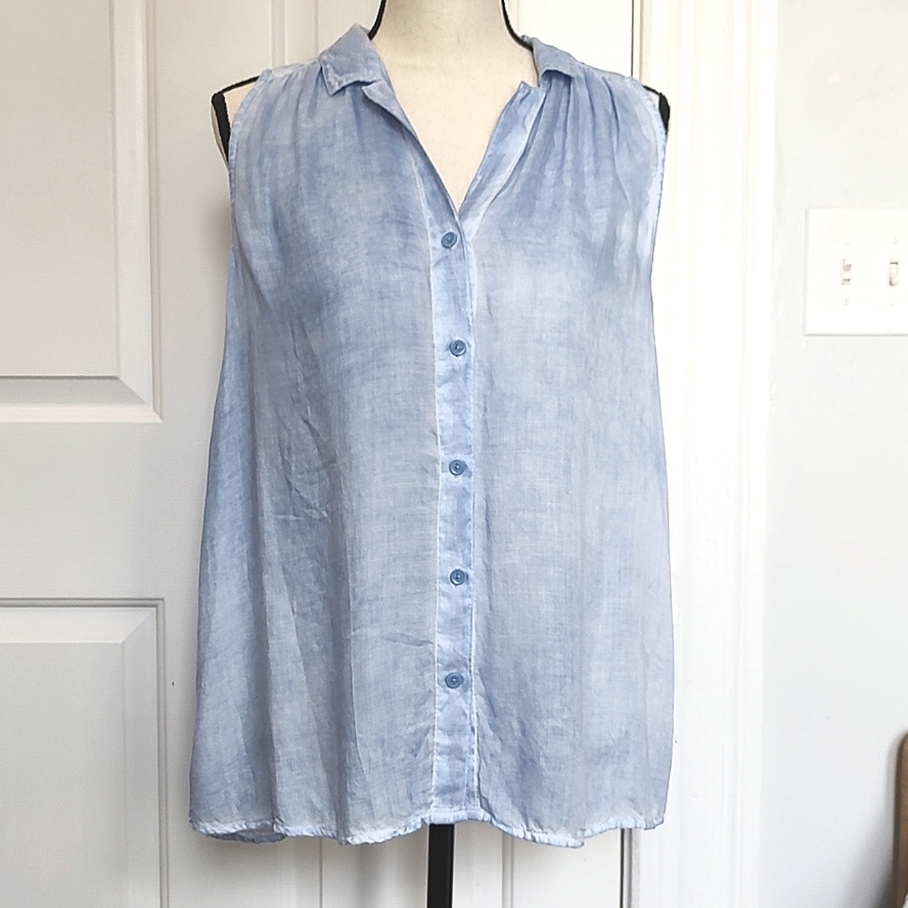 BeachLunchLounge Collection Light Blue Sleeveless Blouse Size M
